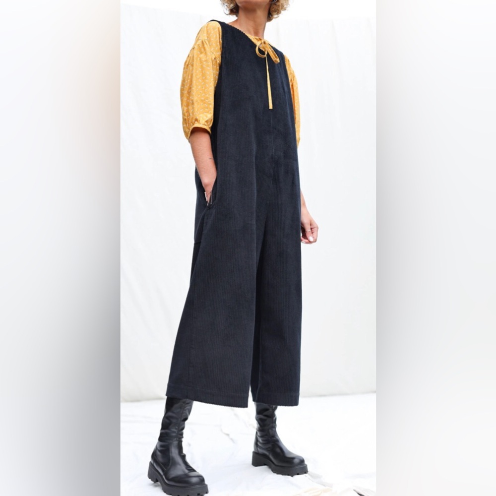 Sleeveless oversized cord jumpsuit • OFFON CLOTHING - Navy Blue, Large